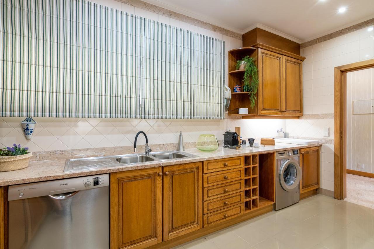 Suite 106 - Two Bedroom Apartment ฟุงชาล ภายนอก รูปภาพ