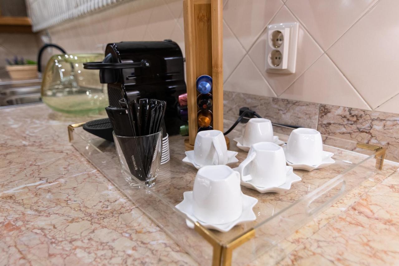 Suite 106 - Two Bedroom Apartment ฟุงชาล ภายนอก รูปภาพ
