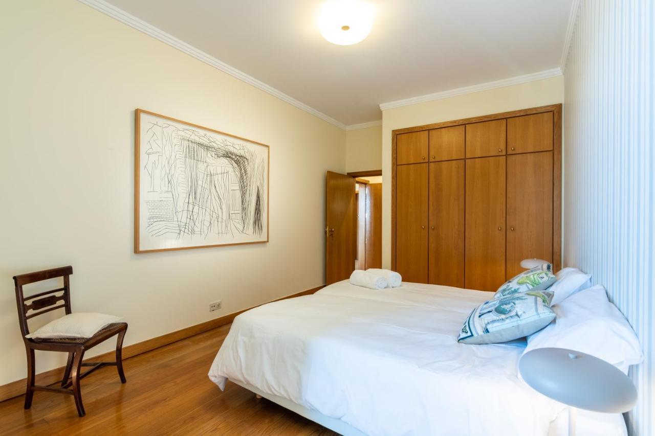 Suite 106 - Two Bedroom Apartment ฟุงชาล ภายนอก รูปภาพ